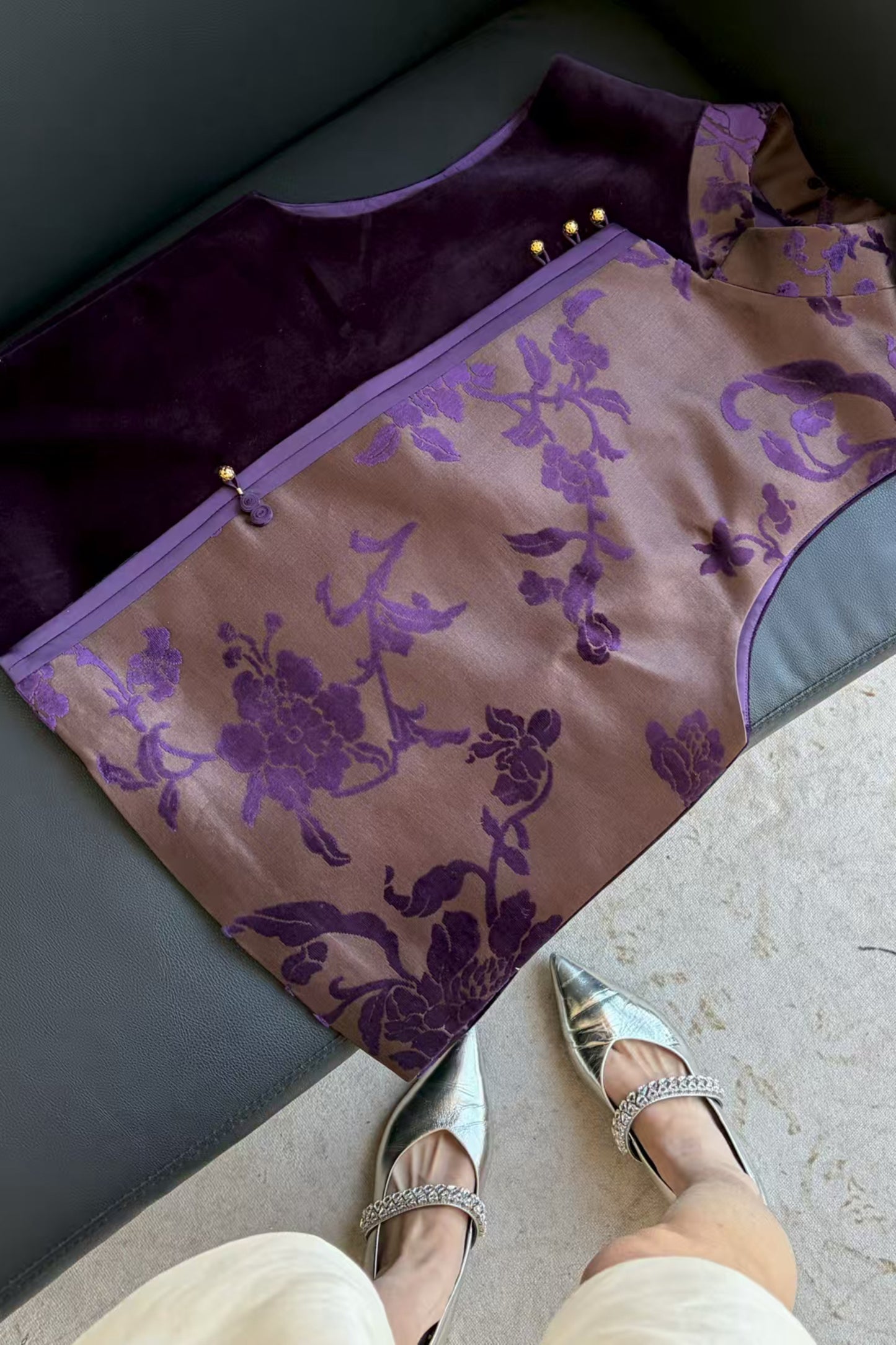 Dark Purple Zhangzhou Velvet Satin Vest – Velvet Trim, Peony Branch Motif, Stand Collar