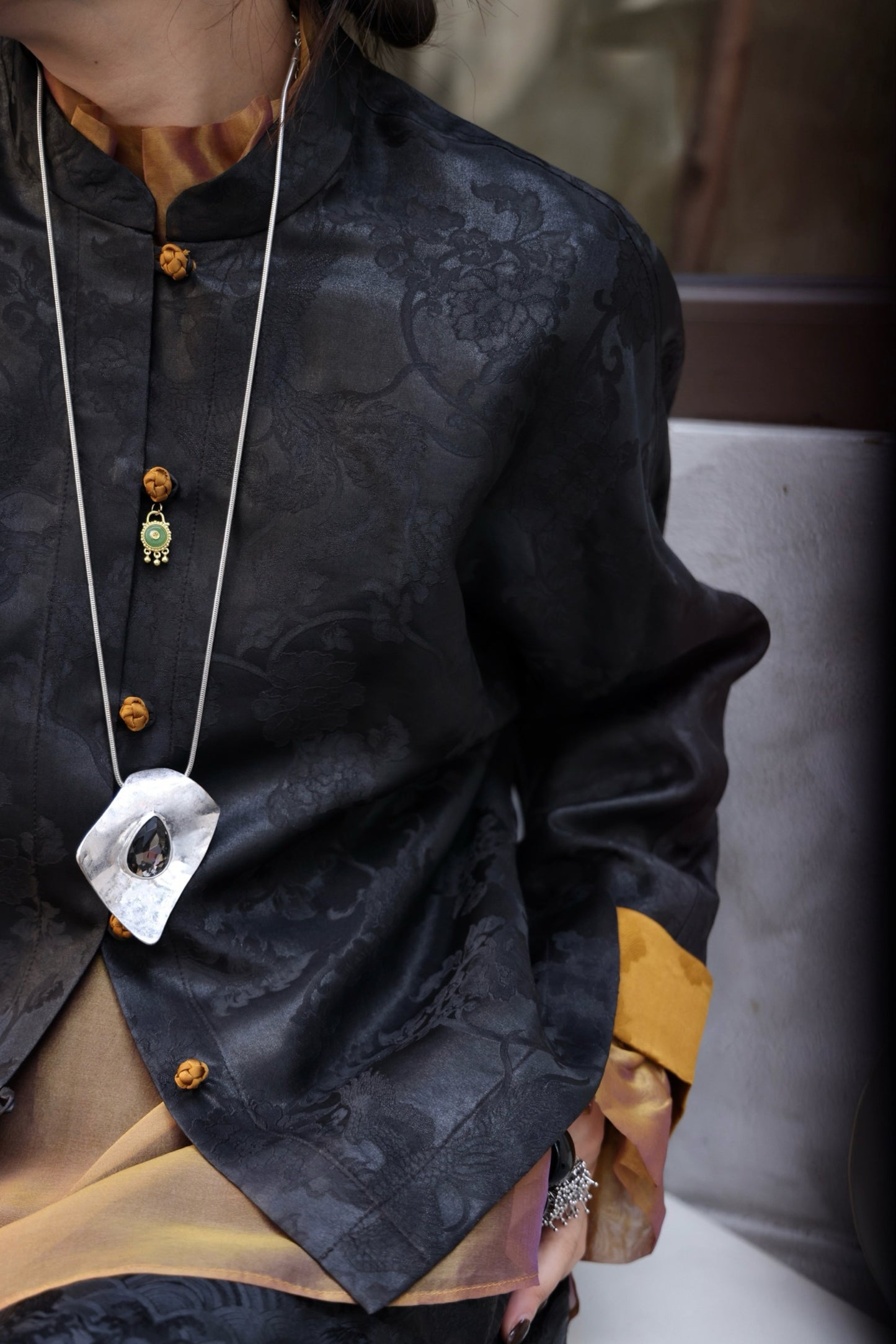Xiangyunsha Jacket – “Soft Gold from the Mud” – Luminous yet Never Loud